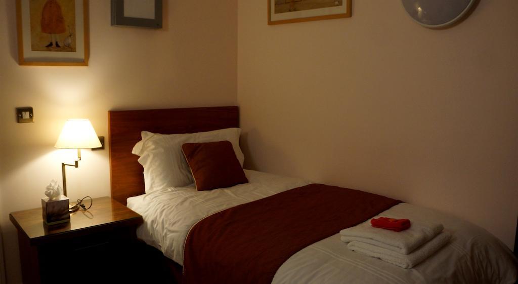 The Lyn Valley Guest House Lynton Quarto foto